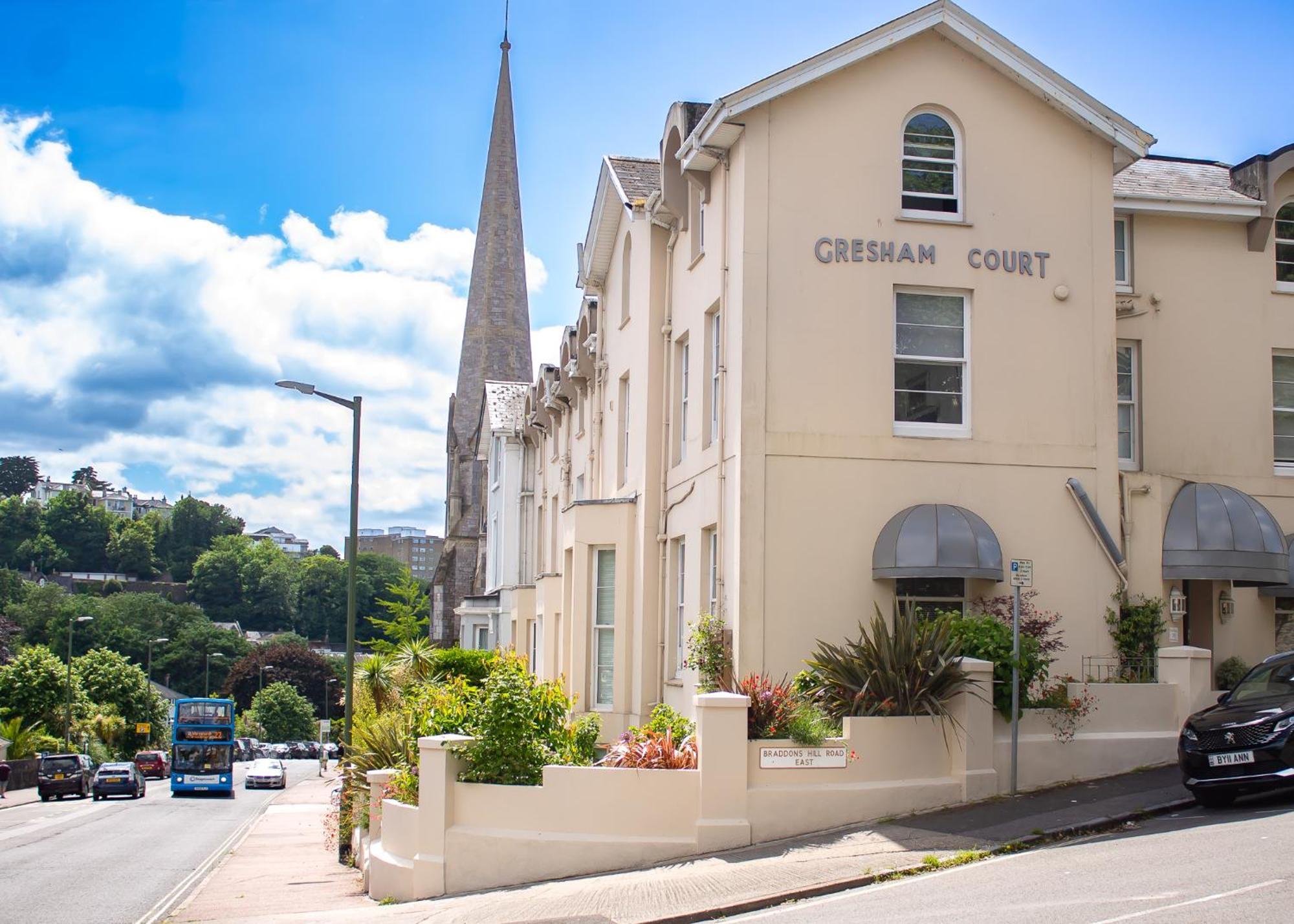 Pensión Gresham Court Torquay